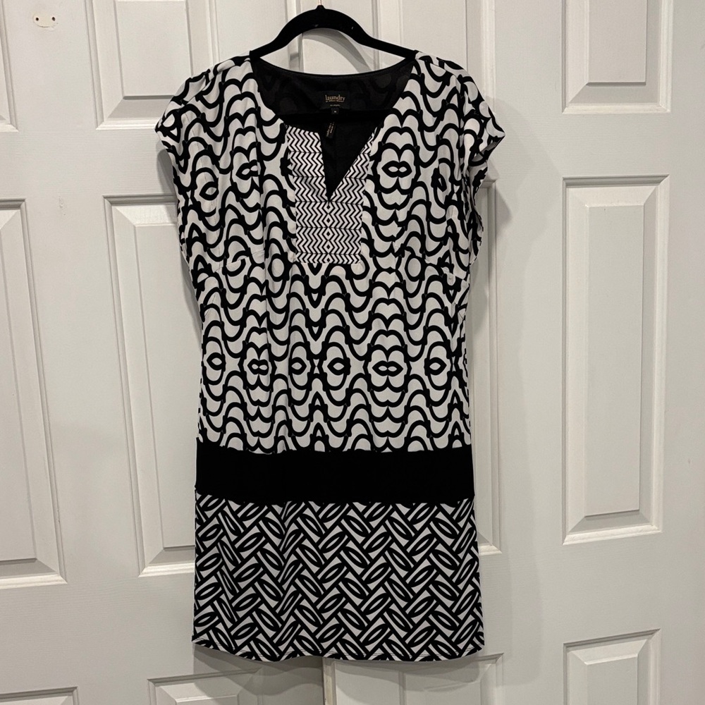 Laundry By Shelli Segal Black and White Patterned Dress